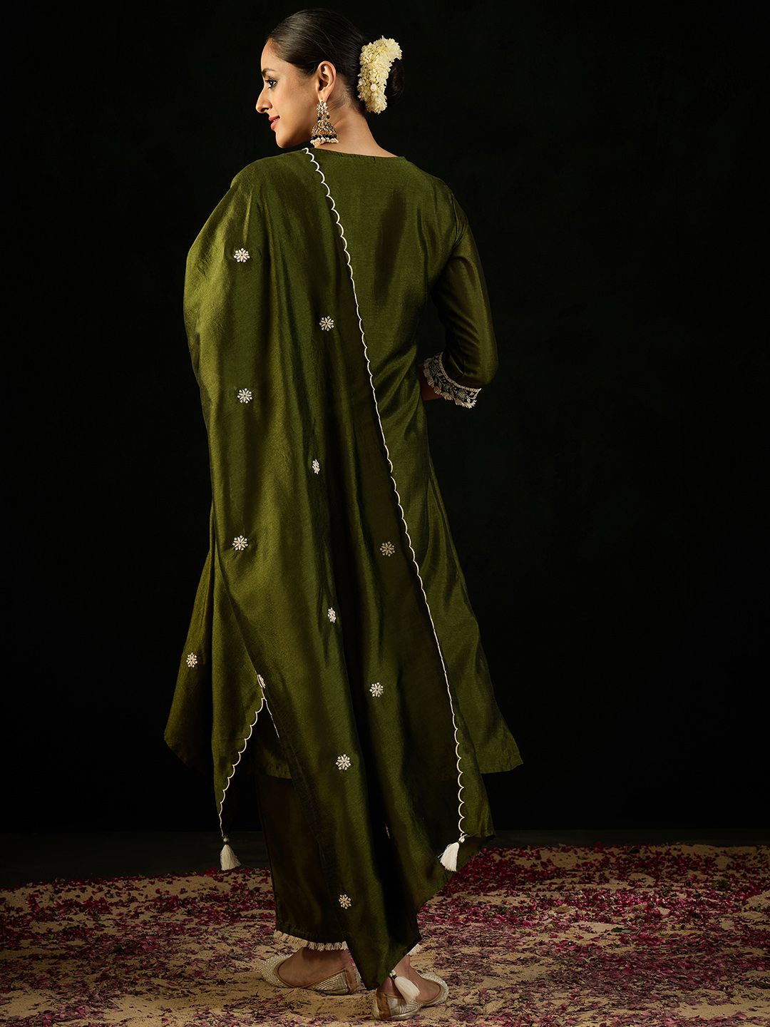 Dhiyona IE Ethnic Motifs Embroidered Straight Kurta With Trousers & Dupatta