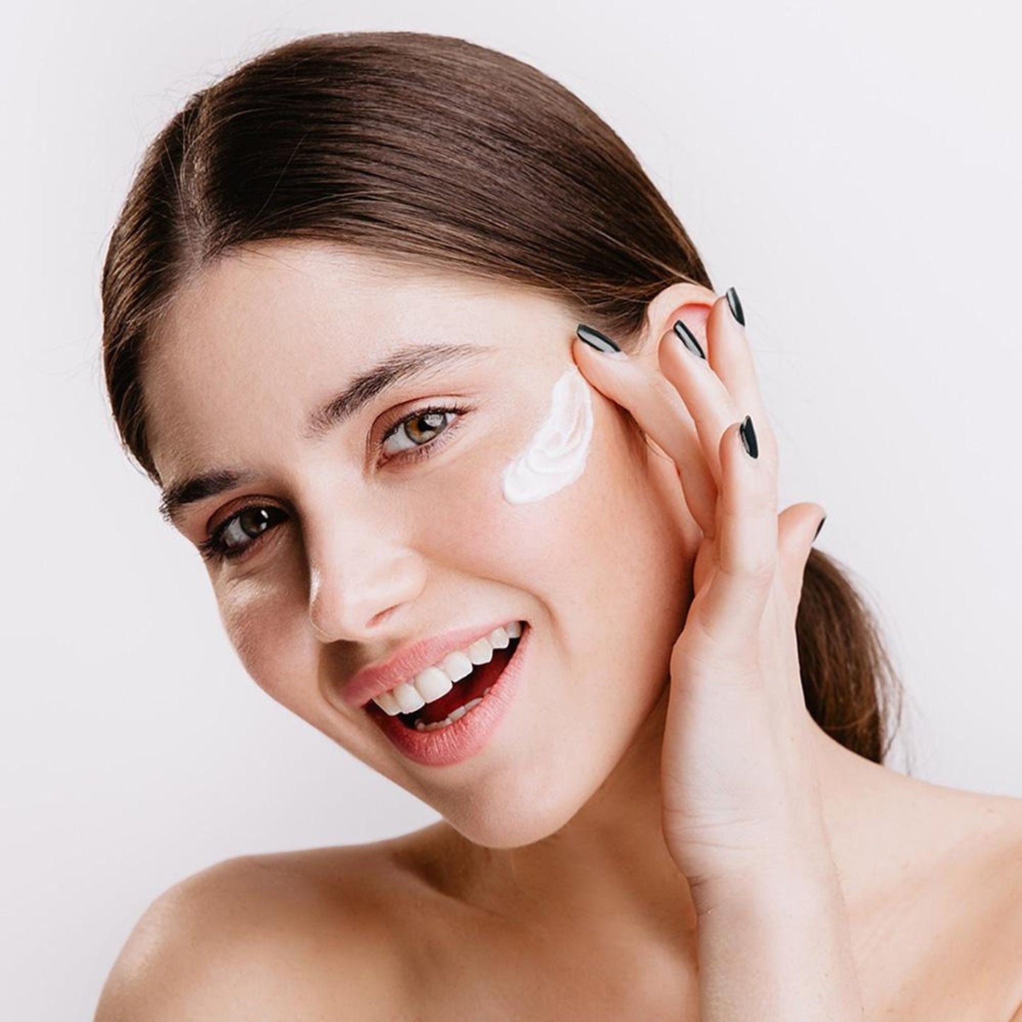GLAMOUR WORLD AYURVEDIC Super Fair Cold Cream for Sensitive Skin