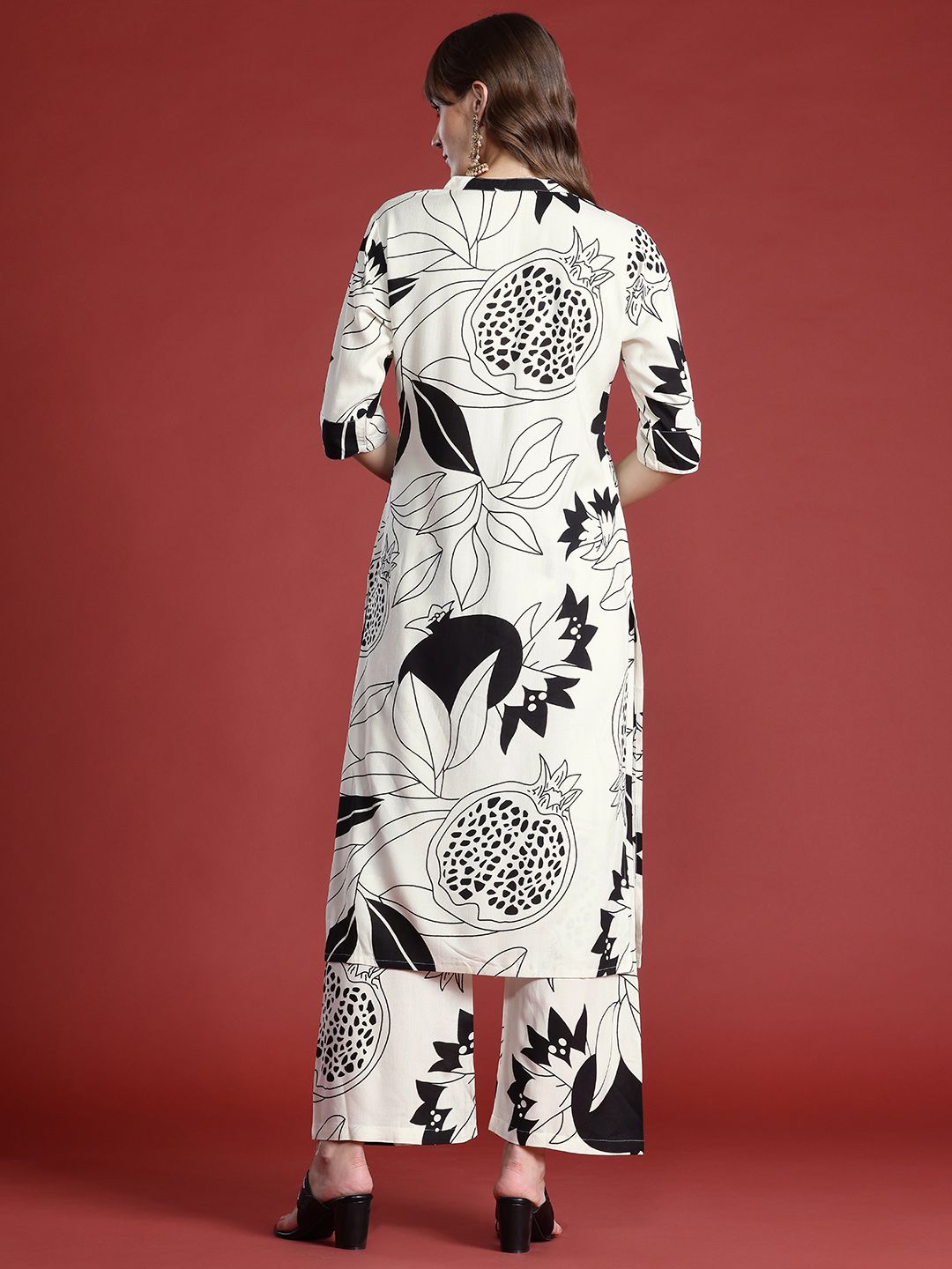 Dhiyona IE Floral Printed Kurta with Palazzos