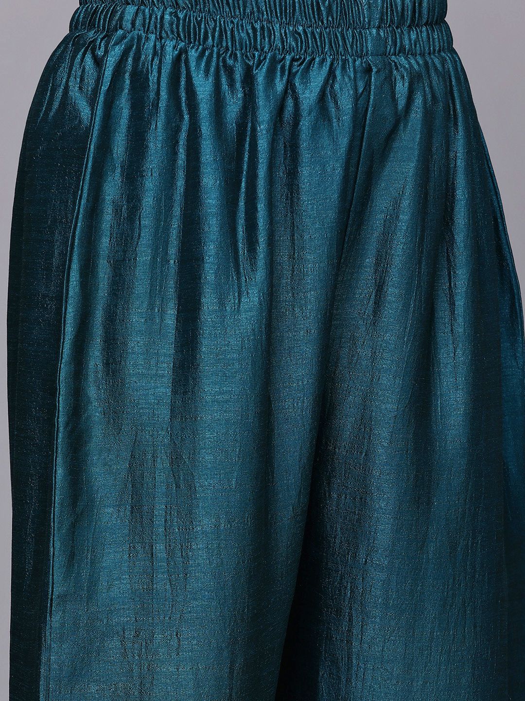 Indyancart IE Women Embroidered Regular Kurta with Trousers & Dupatta