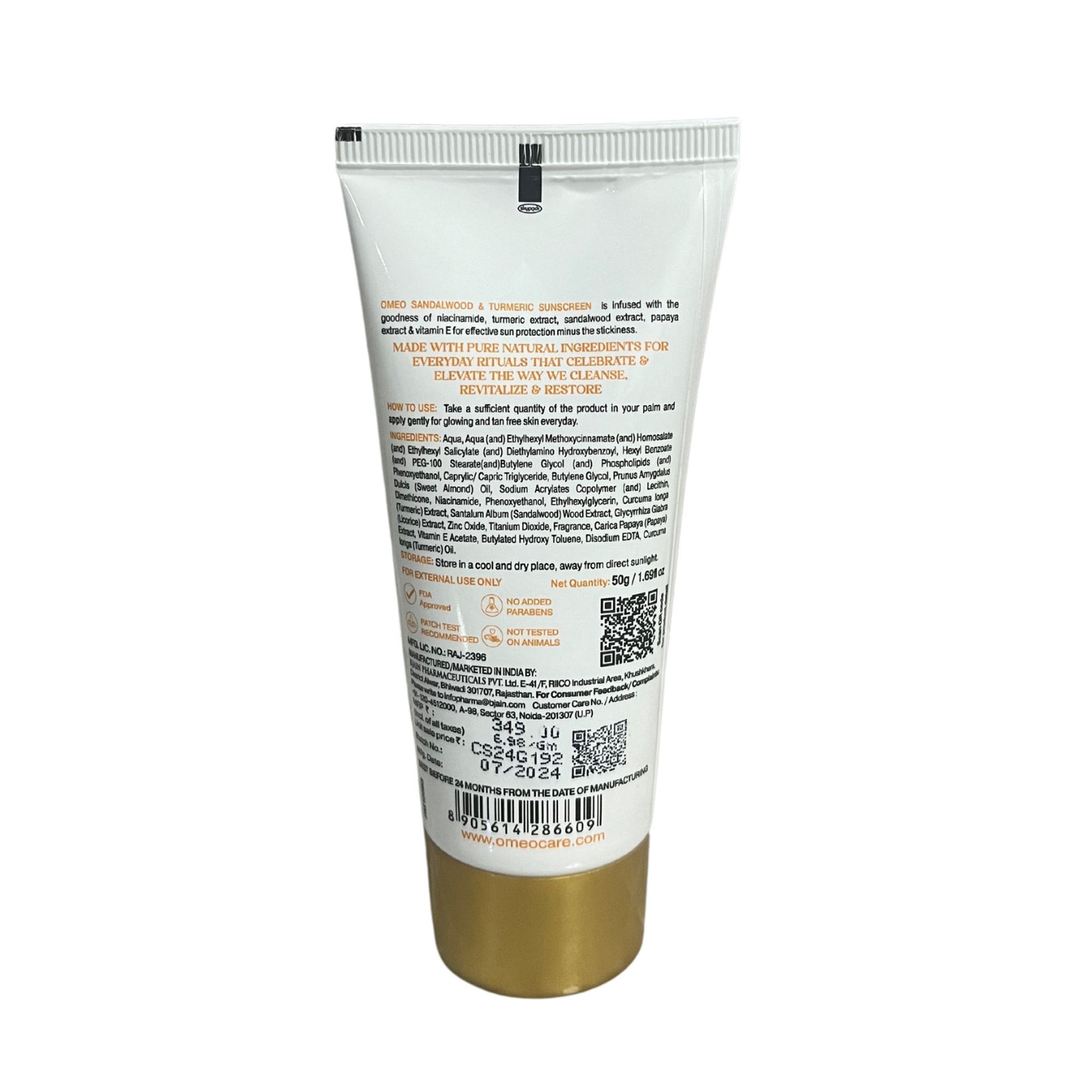 Omeo Sunscreen With Sandalwood, Turmeric, Papaya & Licorice Extract