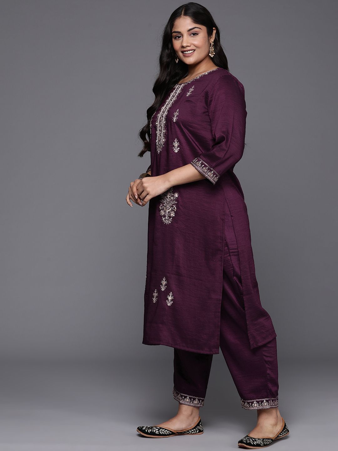 Indyancart IE Plus Size Ethnic Motifs Embroidered Sequinned Kurta with Trousers & Dupatta
