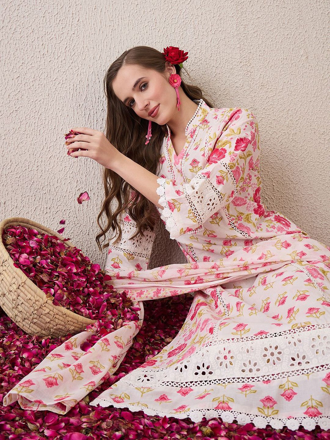 Floral Embroidered Mandarin Collar Pure Cotton Kurta With Trousers & Dupatta