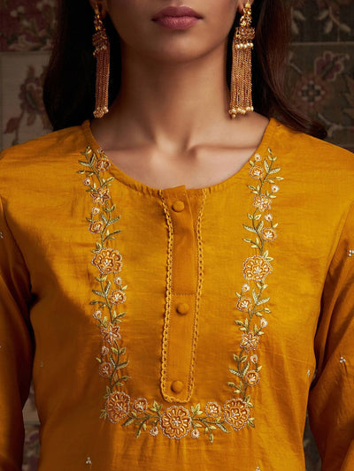 Indyancart IE Floral Embroidered Kurta with Trousers & With Dupatta