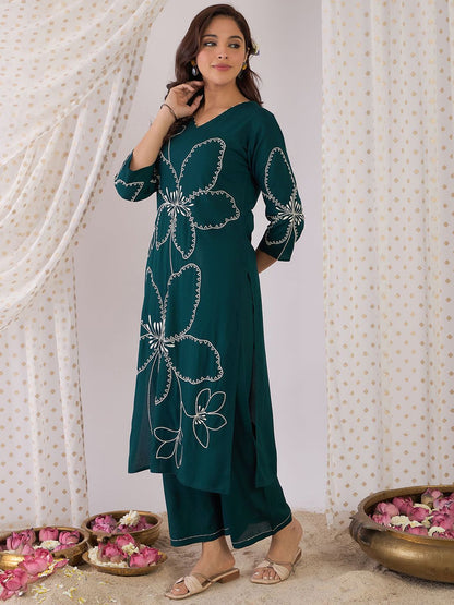 Indyancart IE Embroidered V-Neck Tunic With Trouser
