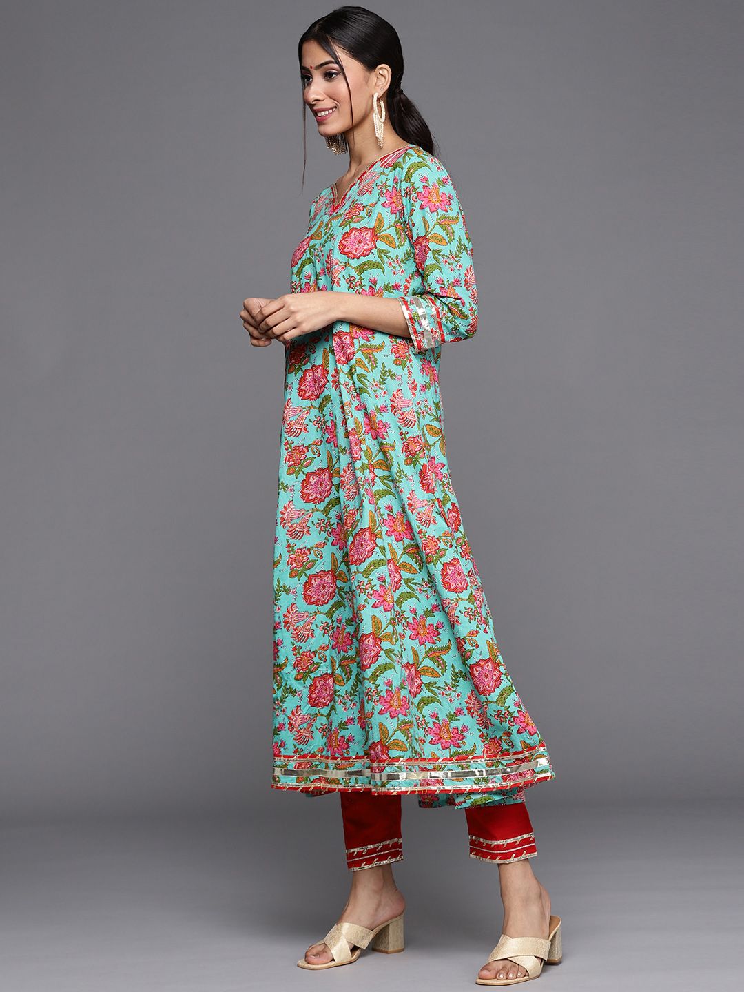 Indyancart VA Women's Blue & Pink Kalamkari Printed Anarkali Kurta with Trousers & Dupatta