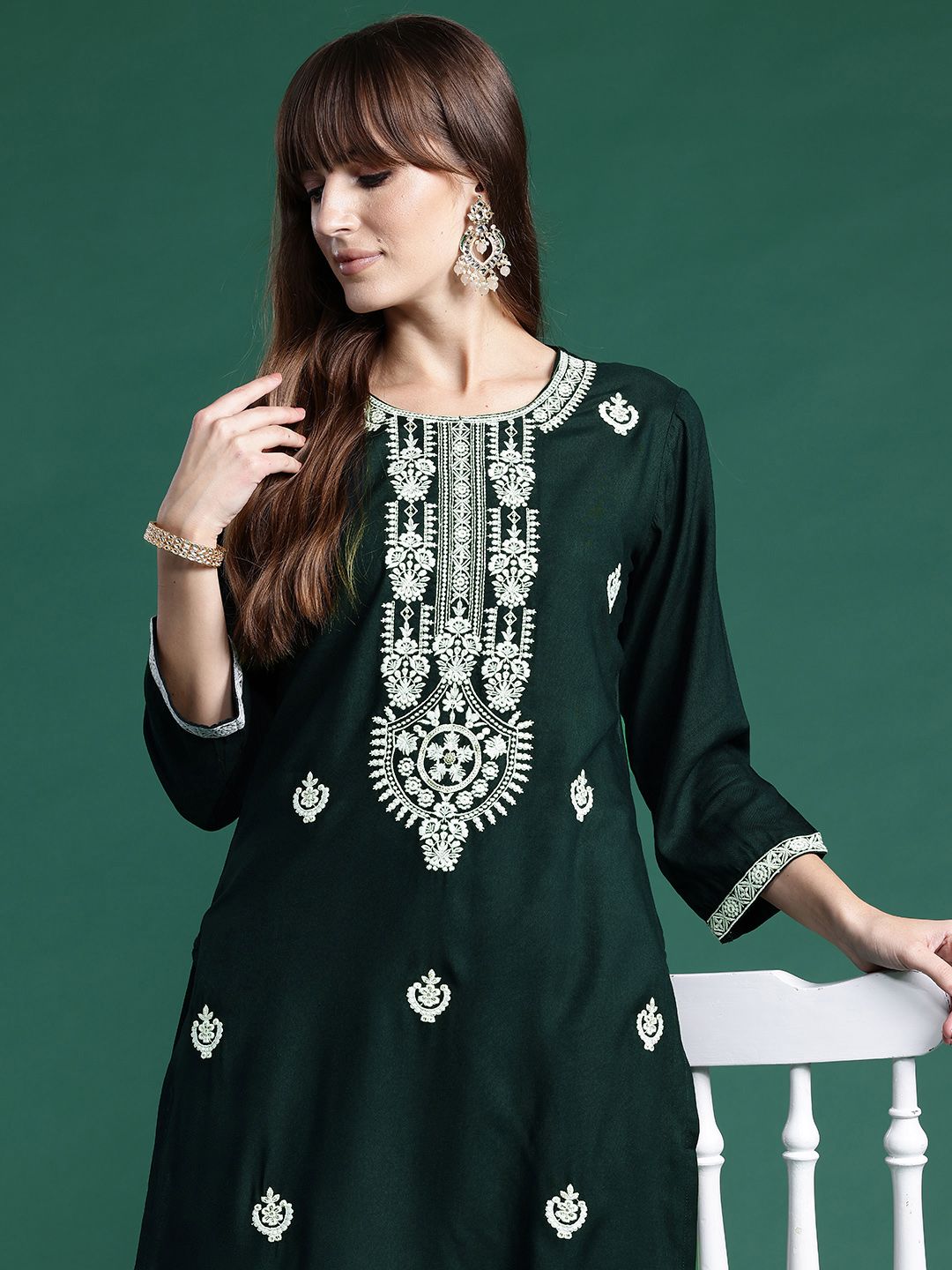 Dhiyona IE Women Ethnic Motifs Embroidered Thread Work Kurta