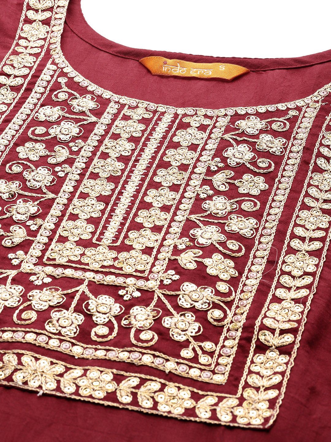 Indyancart IE Women Floral Embroidered Sequinned Kurta