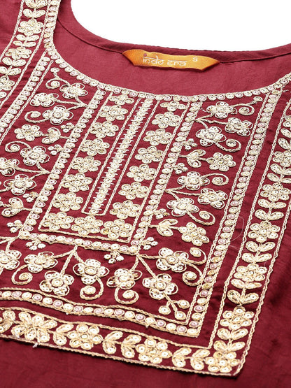 Indyancart IE Women Floral Embroidered Sequinned Kurta