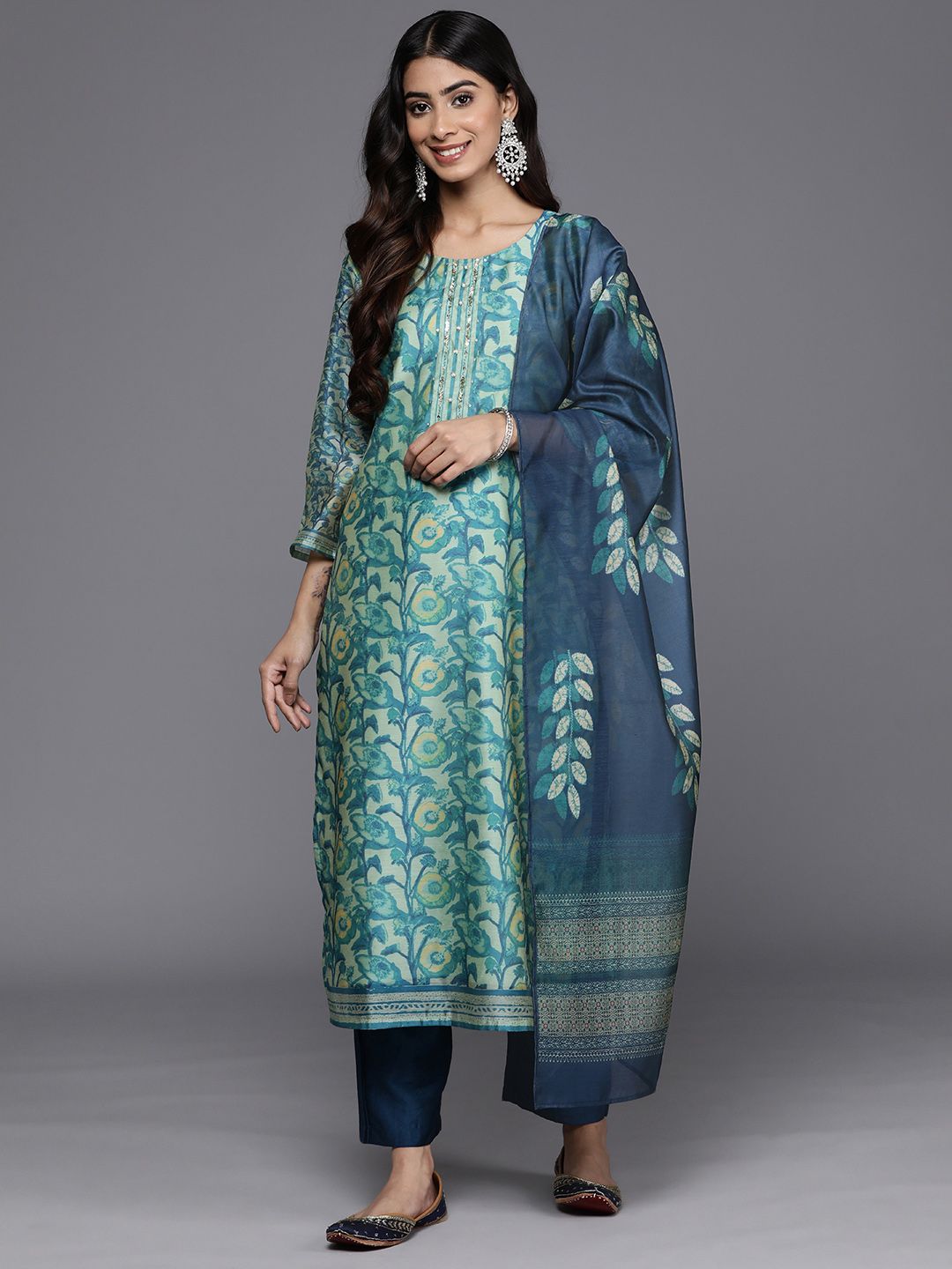 Dhiyona VA Women'sSea Green Floral Printed Hand work Kurta with Trousers & Dupatta