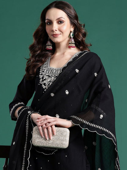 Women Ethnic Motifs Embroidered Regular Thread Work Pure Cotton Kurta with Trousers & With Dupatta