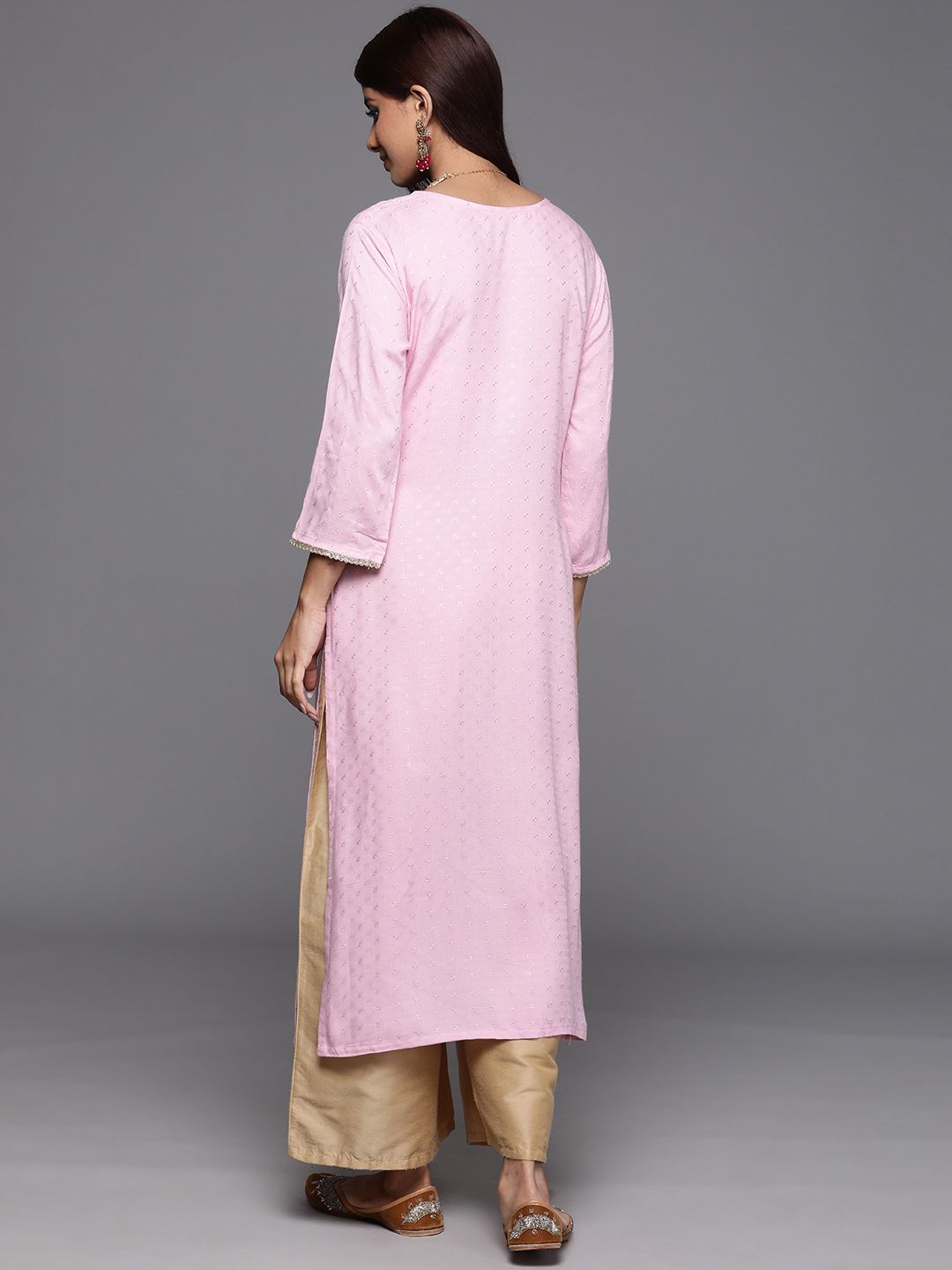 Indyancart IE Women Floral Embroidered Thread Work Dobby Kurta