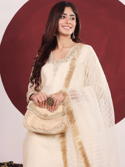 Indyancart VA Women'sFloral Embroidered V-Neck Straight Kurta With Trousers & Dupatta
