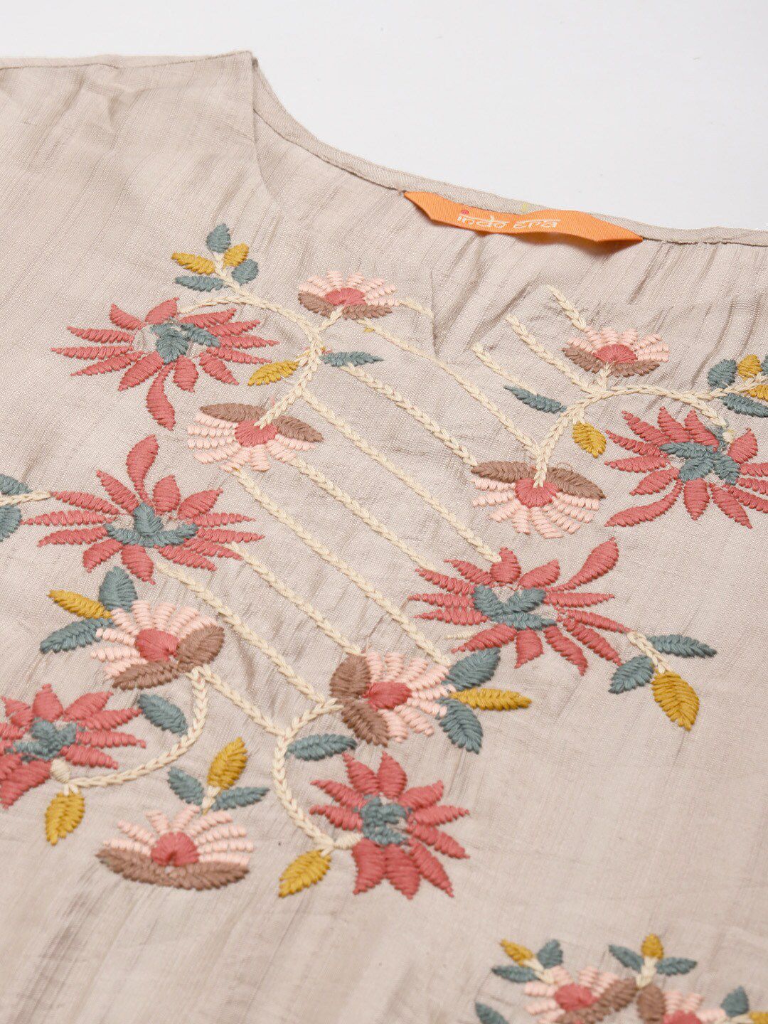 Dhiyona IE Women Beige Floral Embroidered Regular Kurta with Trousers & With Dupatta