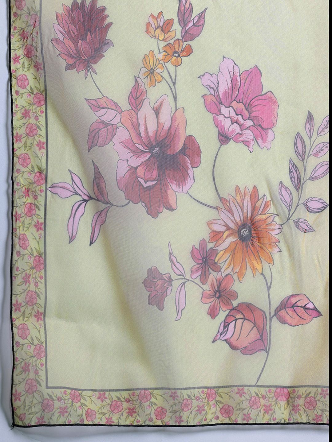Indyancart IE Women Floral Embroidered Regular Thread Work Kurta with Trousers & With Dupatta