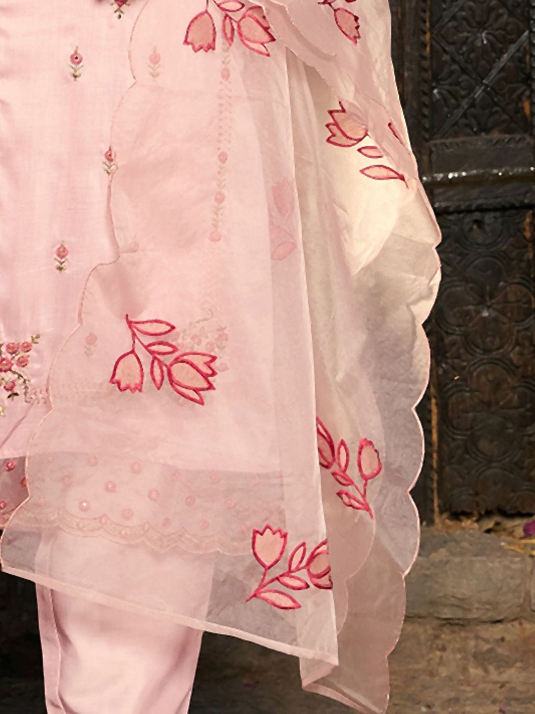 Indyancart IE Floral Embroidered Pure Cotton Straight Kurta With Trousers & Dupatta