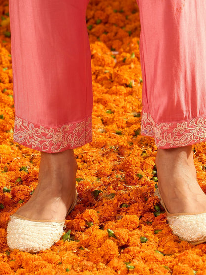 Floral Embroidered Liva V-Neck Straight Kurta With Trousers And Dupatta