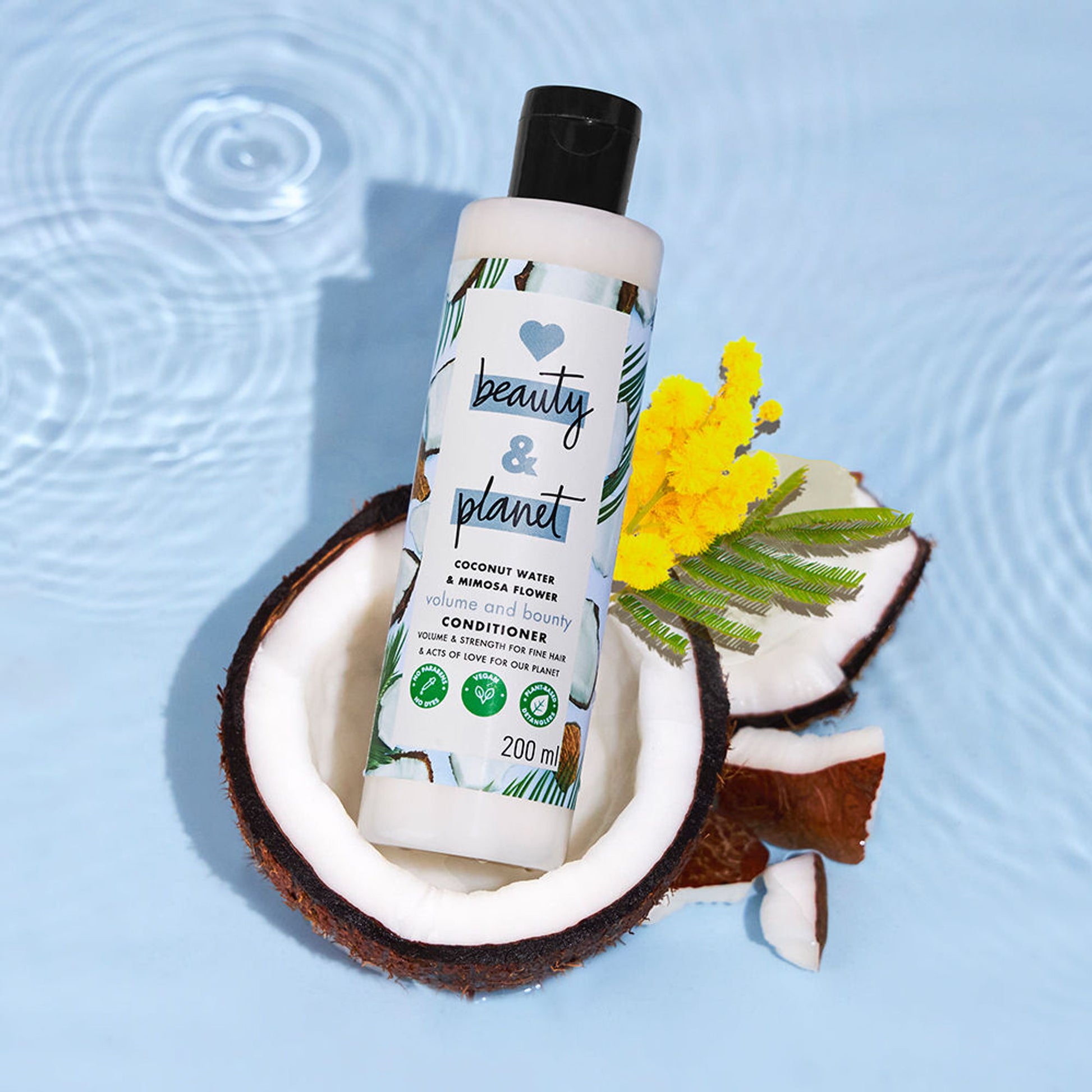 Love Beauty & Planet Coconut Water & Mimosa Flower Conditioner For Volume & Bounce