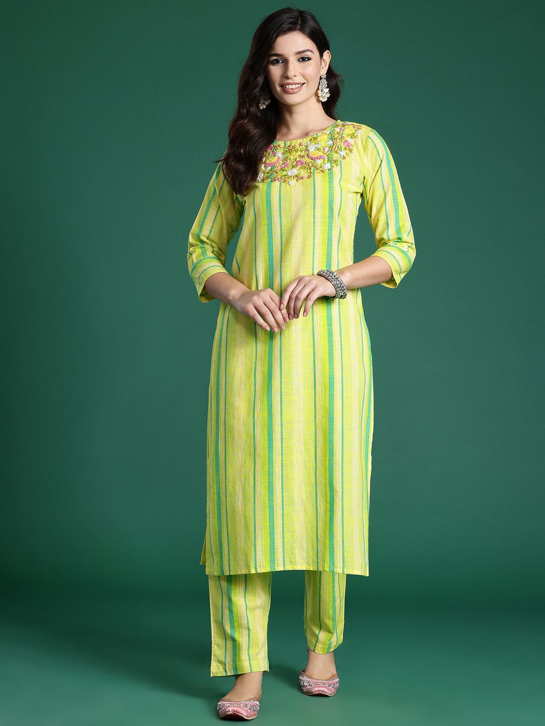 Indyancart IE Floral Embroidered Thread Work Pure Cotton Kurta with Trousers