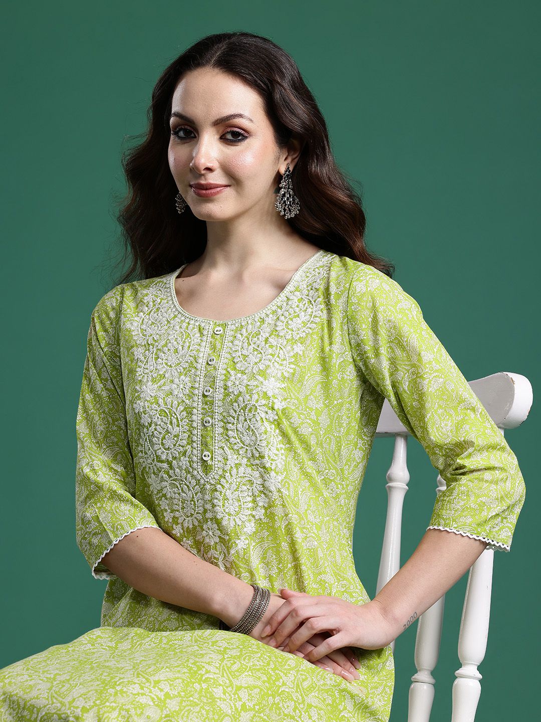 Indyancart IE Women Paisley Embroidered Pure Cotton Kurta with Trousers