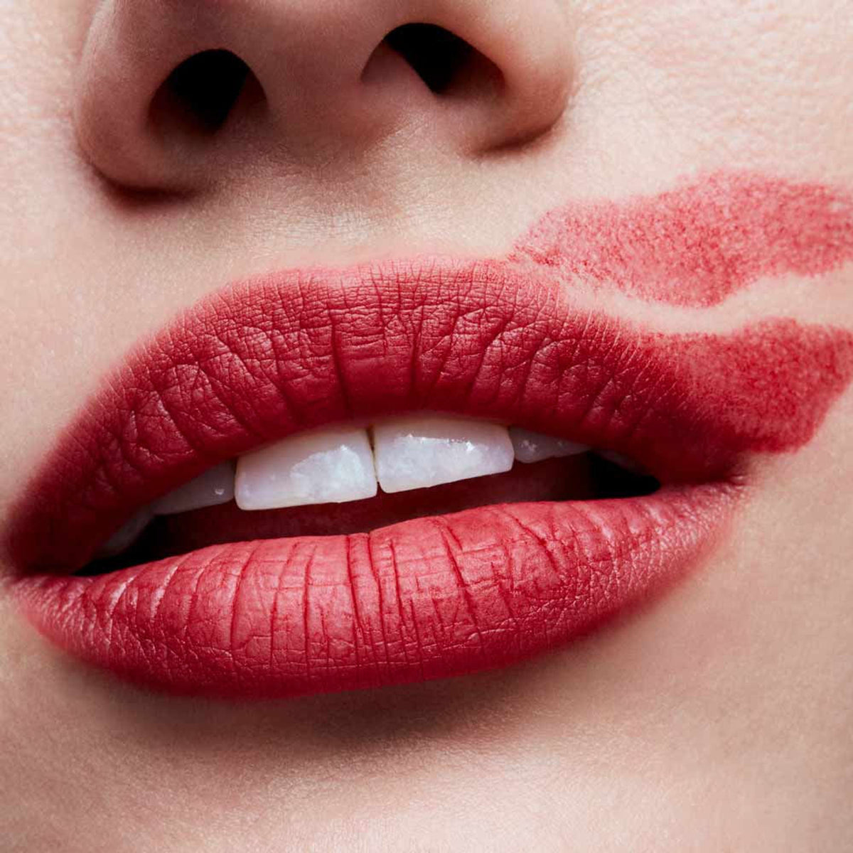 M.A.C Powder Kiss Lipstick - Werk Werk Werk