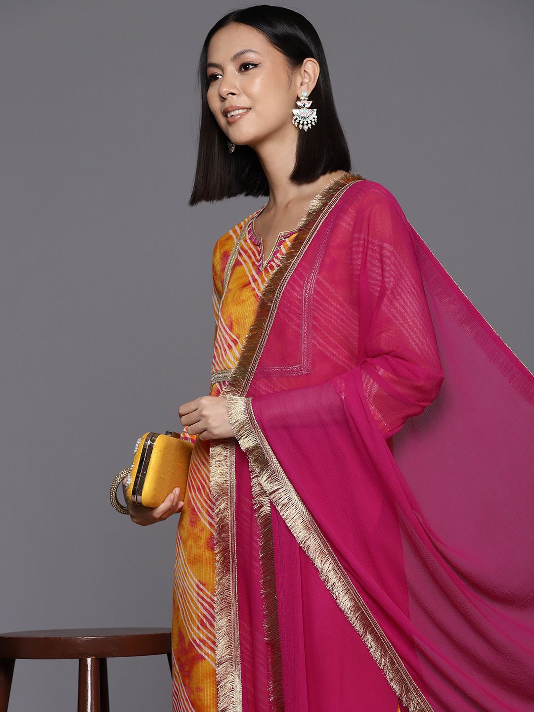 Indyancart VA Women's Leheriya Printed Straight Kurta with Trousers & Dupatta