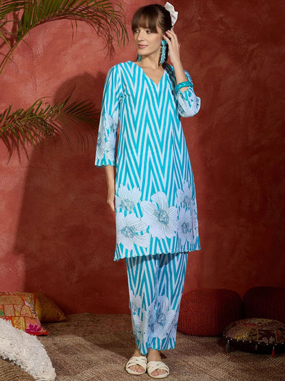 Women Floral Printed Regular Pure Cotton Kurta with Trousers