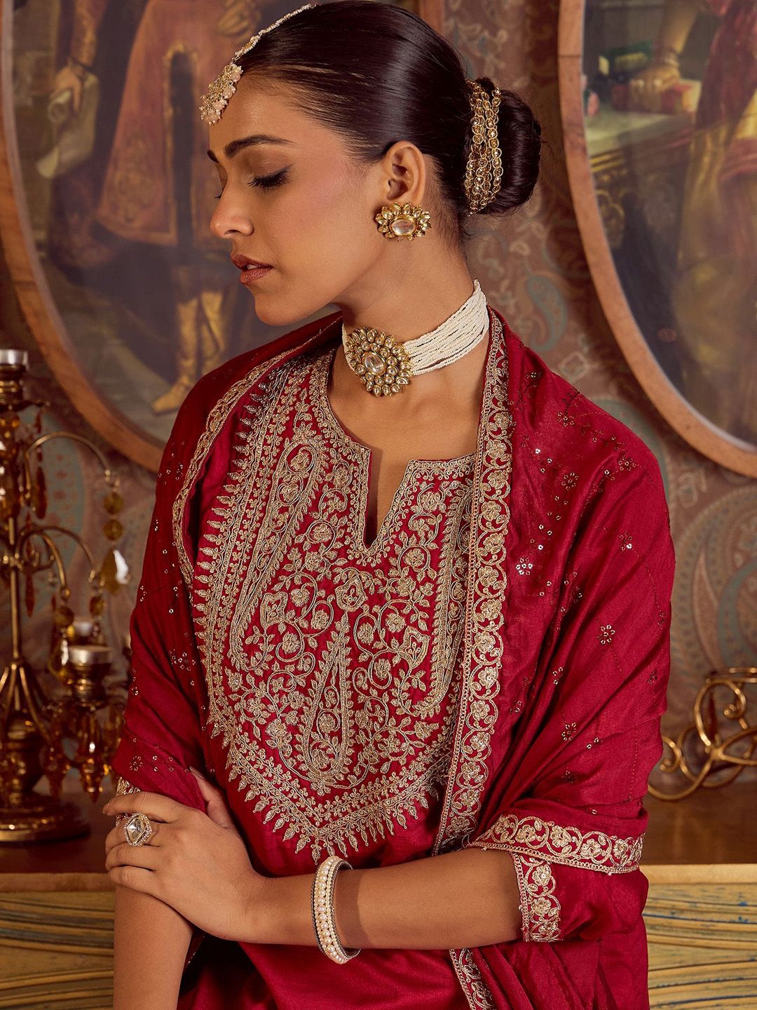 Dhiyona IE Women Paisley Embroidered Regular Kurta with Trousers & With Dupatta