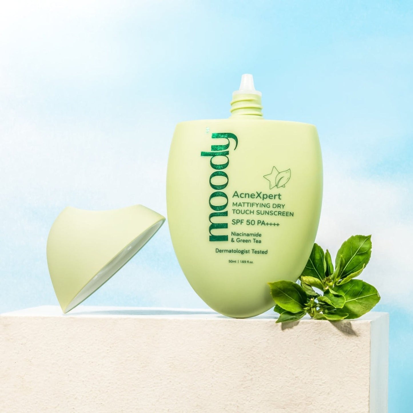 Moody AcneXpert Mattifying SPF 50 PA ++++ Niacinamide for Oil & Acne Control