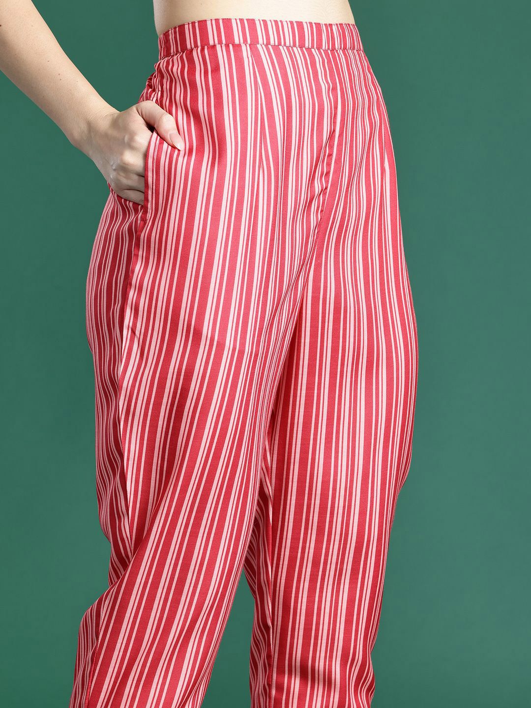 Indyancart IE Printed V-Neck Tunic With Trousers Co-Ords