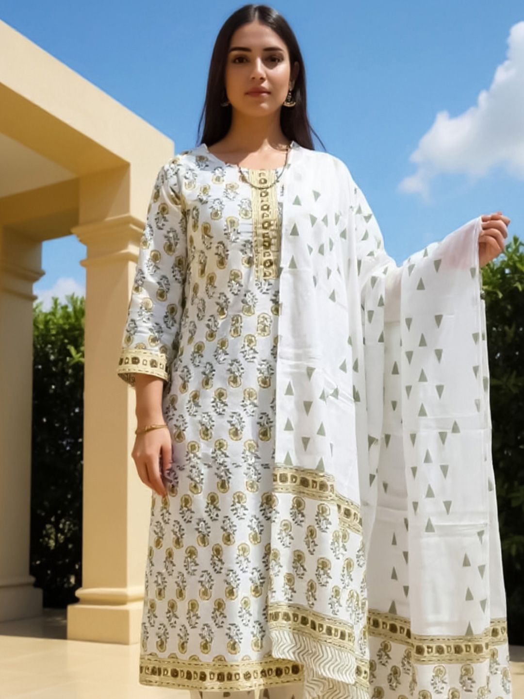 Women Ethnic Motifs Printed Cotton Kurta with Trousers & Dupatta