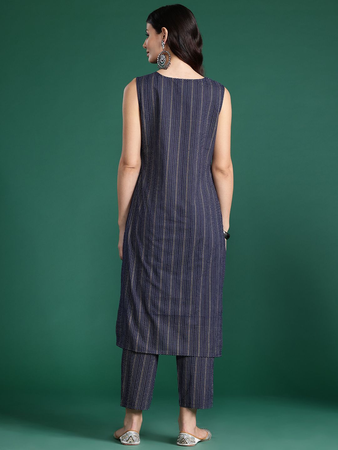Indyancart IE Plus Size Printed Pure Cotton Kurta with Trousers