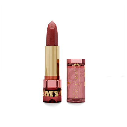 Daily Life Forever52 It’s My Day lipstick in deep day shade, showing a close-up of the rich, matte deep pink lipstick.
