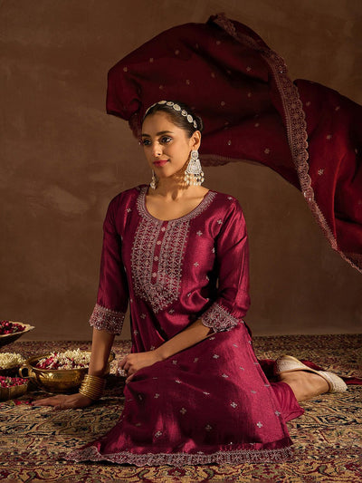 Indyancart IE Ethnic Motifs Embroidered Thread Work Straight Kurta with Trousers & Dupatta