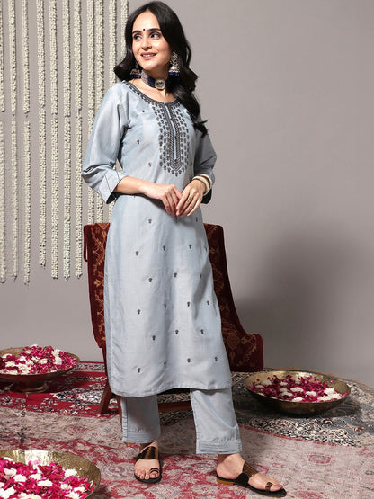 Indyancart VA Women'sBlue Ethnic Motifs Embroidered Kurta With Trousers & Dupatta
