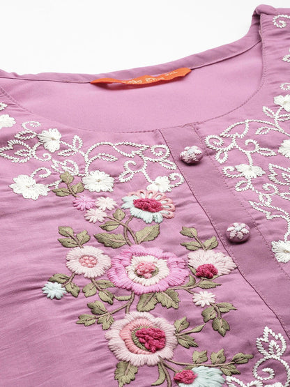 Indyancart IE Plus Size Floral Embroidered Regular Thread Work Kurta with Trousers & Dupatta