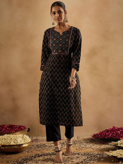 Indyancart IE Floral Printed Notch Neck Mirror Work Pure Cotton Straight Kurta