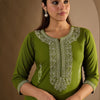 Dhiyona IE Women's Women Ethnic Motifs Printed Kurta with Trousers