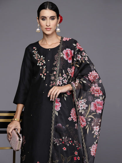 Indyancart IE Women Floral Embroidered Regular Kurta with Trousers & Dupatta