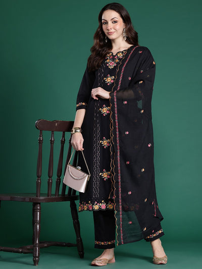 Indyancart IE Floral Embroidered Pure Cotton Kurta with Trousers & Dupatta