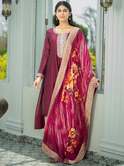 Indyancart IE Ethnic Motifs Embroidered Sequinned Kurta With Trousers & Dupatta