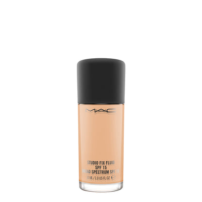 M.A.C Studio Fix Fluid SPF 15 - NW22