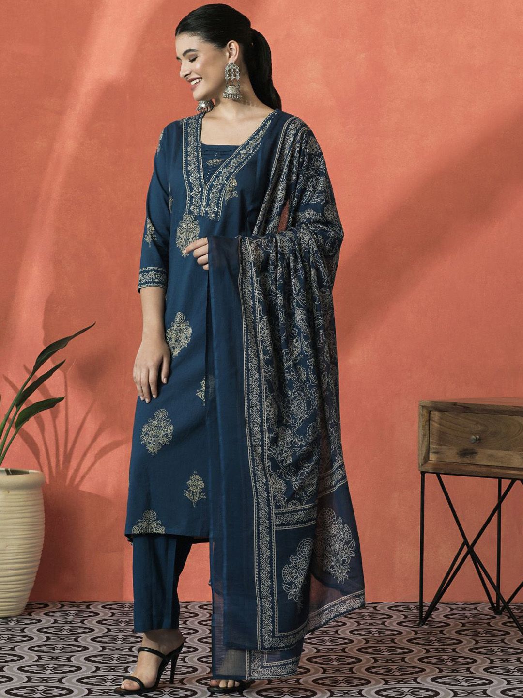 Dhiyona SN Women's Floral Printed Notch Neck Pure Cotton Straight Kurta With Trouser And Dupatta