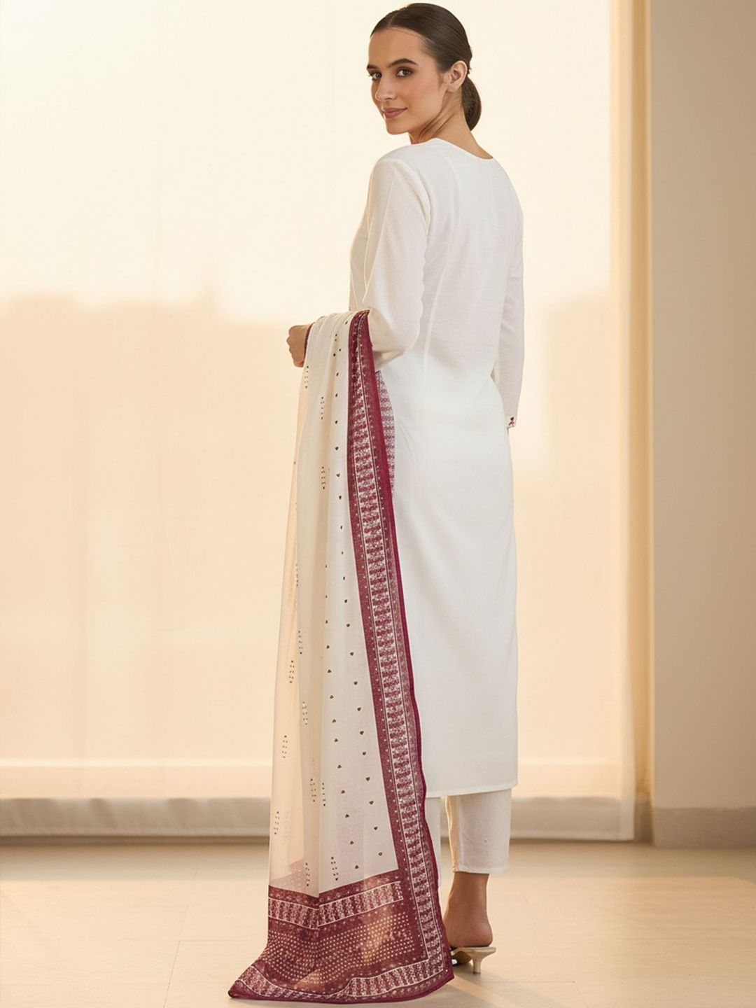 Embroidered V-Neck Thread Work Pure Cotton Straight Kurta With Trousers & Dupatta