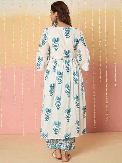 Indyancart IE Women Floral Printed Regular Pure Cotton Kurta with Palazzos