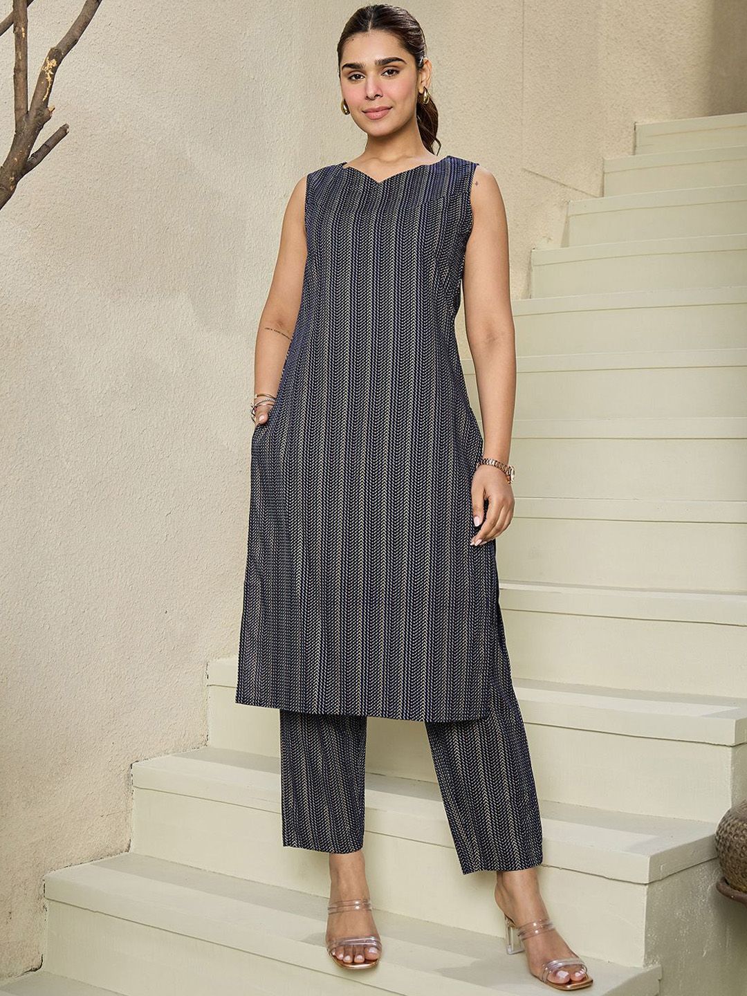Indyancart IE Striped Regular Pure Cotton Kurta With Trousers