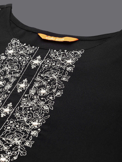 Indyancart IE Floral Embroidered Thread Work Straight Kurta