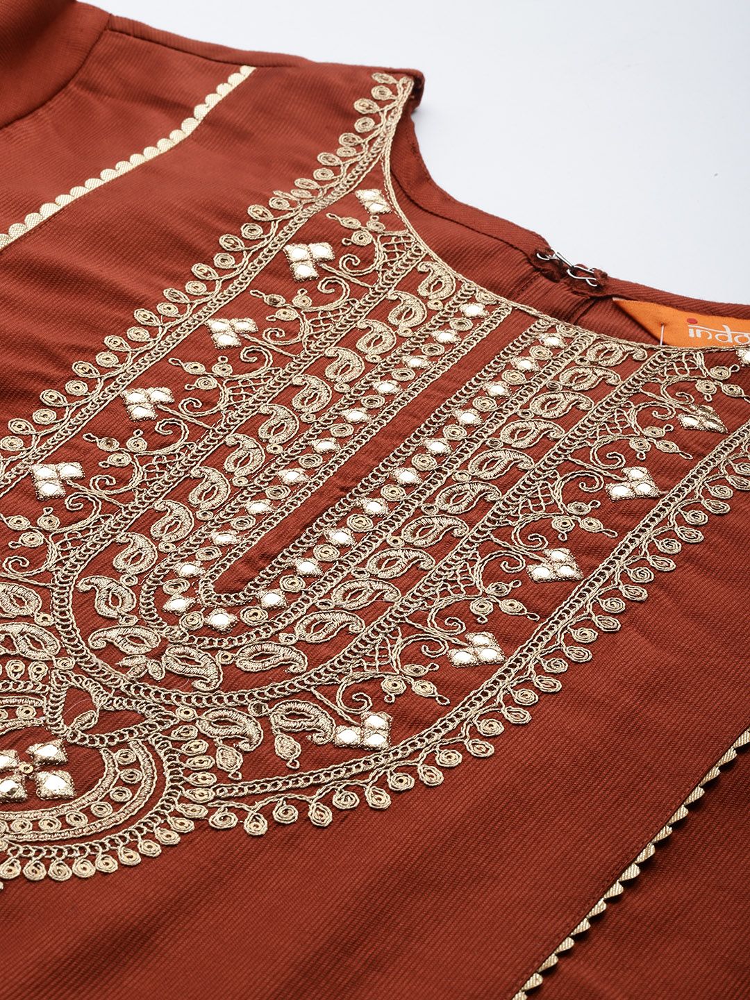 Indyancart IE Ethnic Motifs Embroidered Liva Kurta with Trousers & With Dupatta