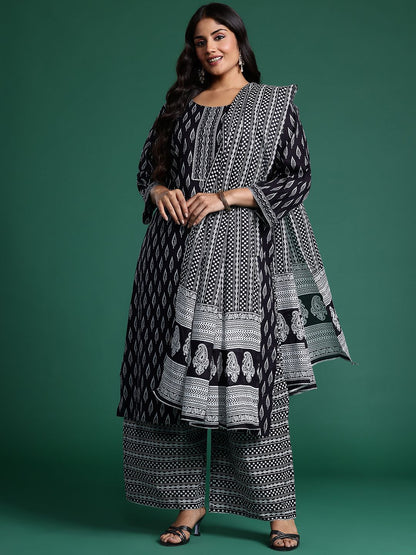 Indyancart Women's Geometric Printed Pure Cotton Kurta with Trousers & Dupatta