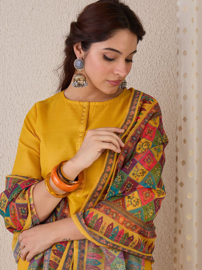 Indyancart IE Straight Kurta With Trouser & Dupatta